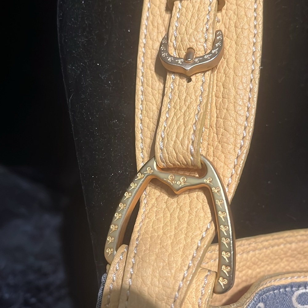 Doone Bourke Bag - Picture 4 of 15